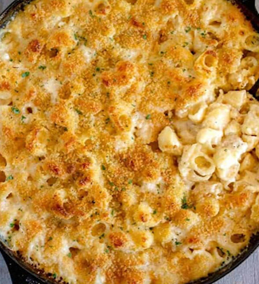 Big Elbow Mac n' Creamy Three Cheese Sauce, Garlic Crumb Crust